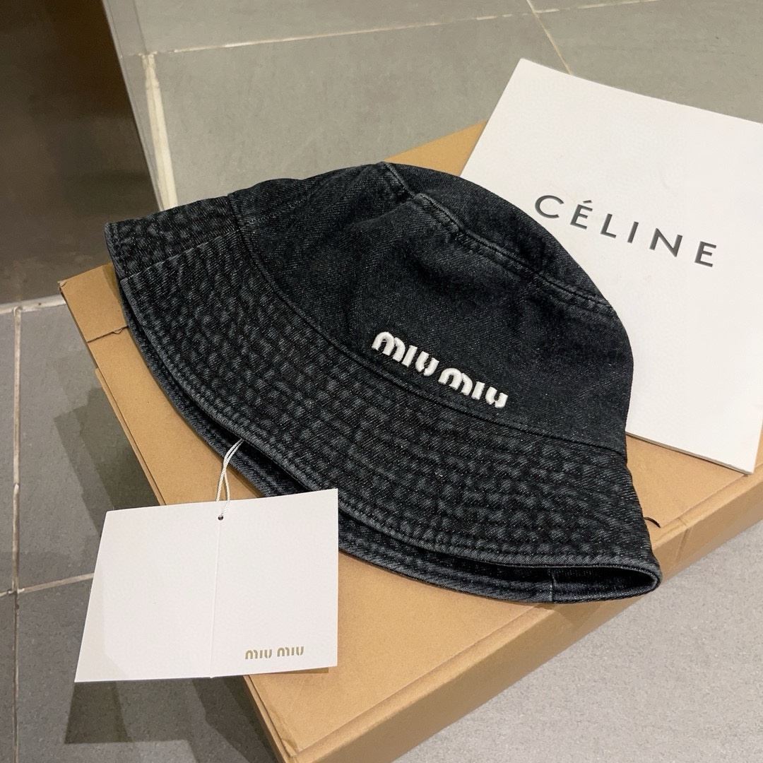 Miu Miu Caps